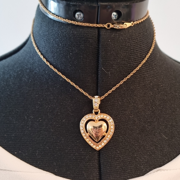 Heart Necklace - Picture 6 of 6